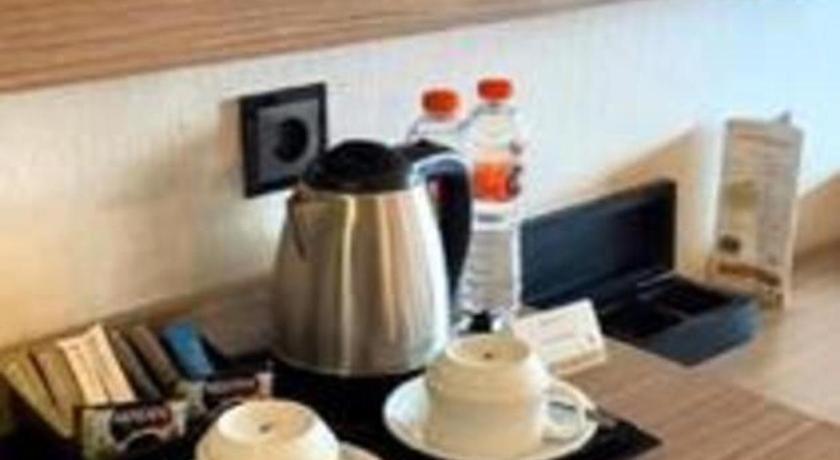 อินโดลุกซ์ โฮเต็ล ย้อกยาการ์ต้า Hotel Melati ภายนอก รูปภาพ