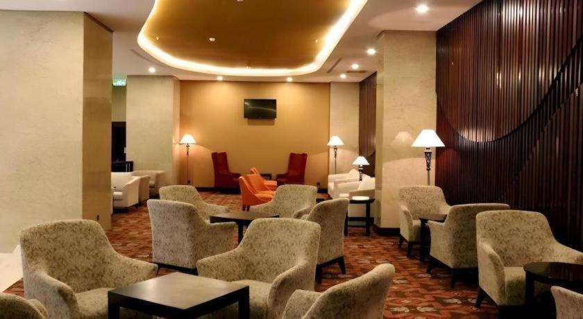อินโดลุกซ์ โฮเต็ล ย้อกยาการ์ต้า Hotel Melati ภายนอก รูปภาพ