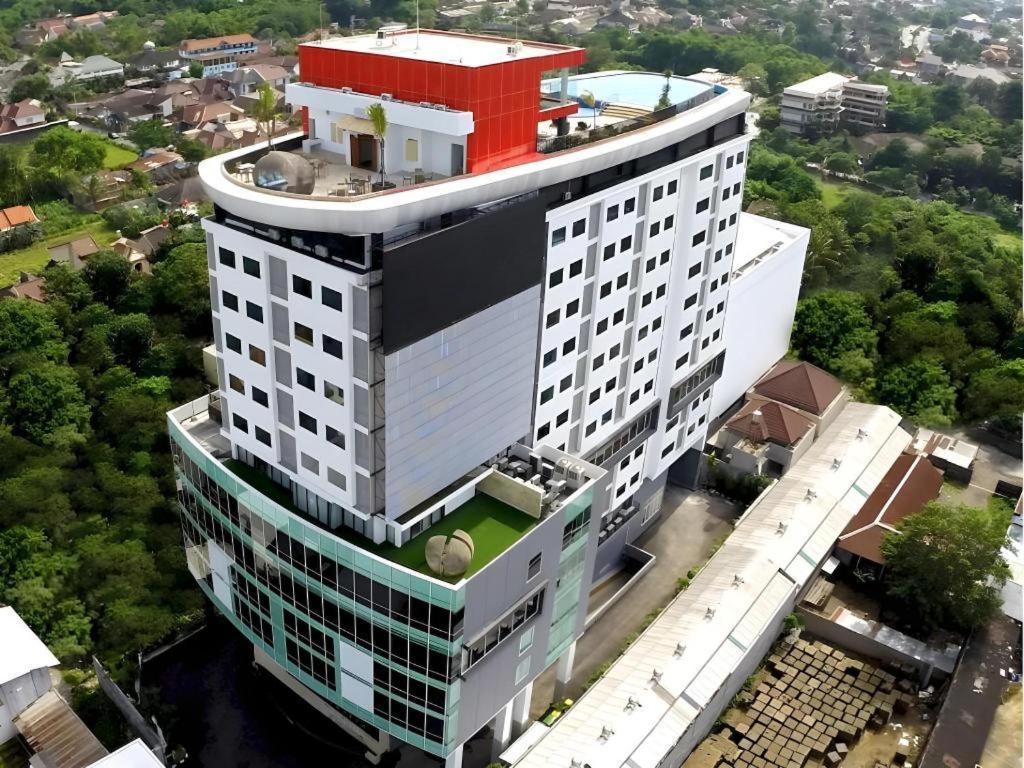 อินโดลุกซ์ โฮเต็ล ย้อกยาการ์ต้า Hotel Melati ภายนอก รูปภาพ
